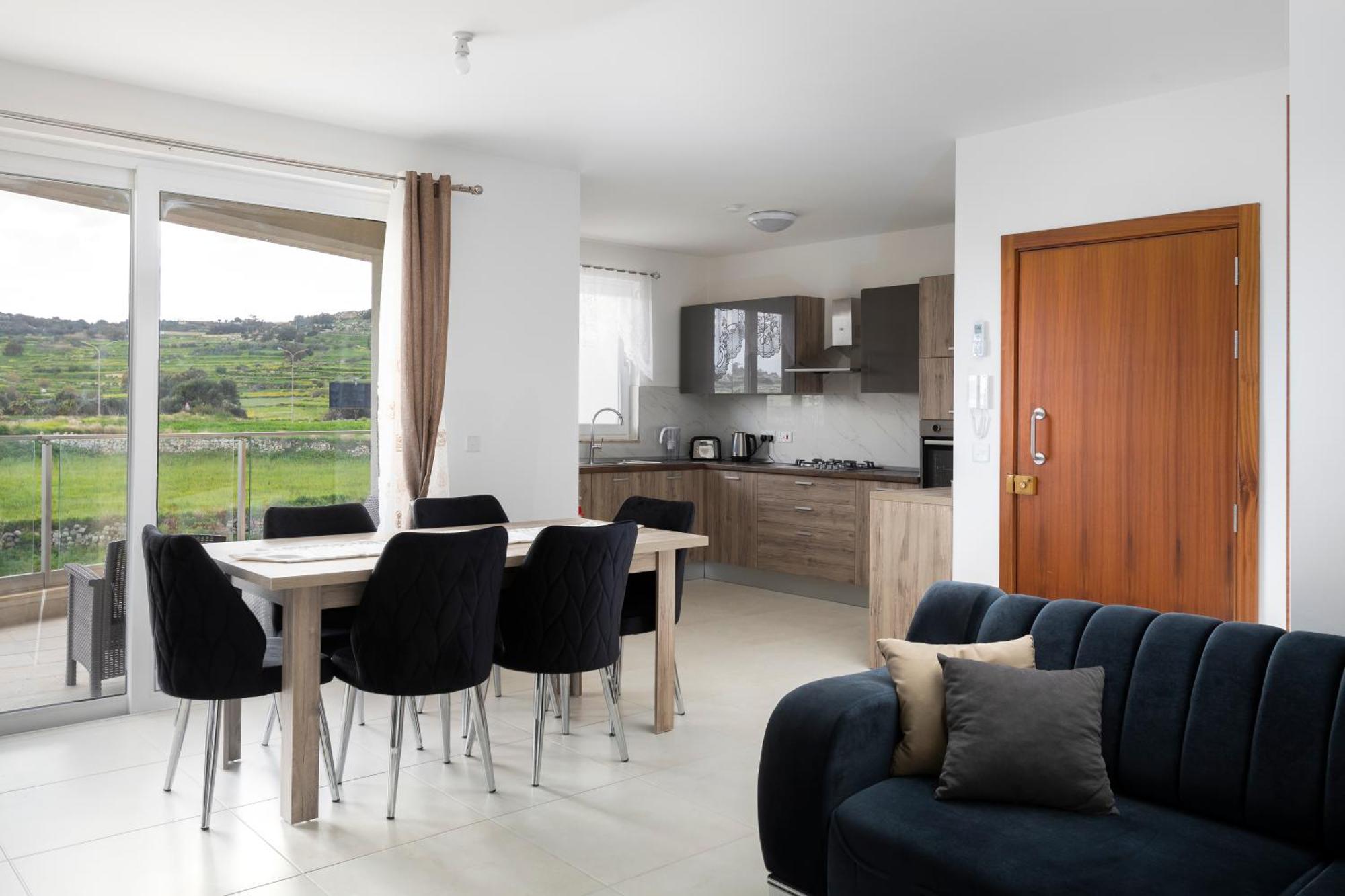 Apartment Modern & Spacious 2br With Country Views - Close To Xemxija Bay St. Paul's Bay